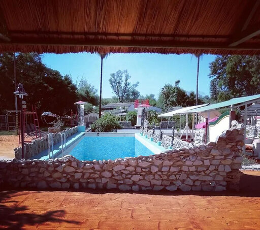 Hot Air Balloon Resort & Guesthouse - Guesthouse Accommodation Across Namibia in Tsumeb, Namibia